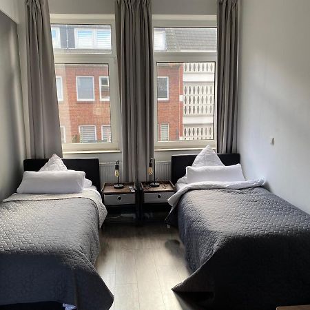 Apartment An Der Weserpromenade - Schlachte - Parkplaetze Bremen Bagian luar foto