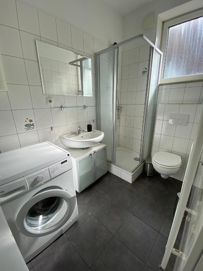 Apartment An Der Weserpromenade - Schlachte - Parkplaetze Bremen Bagian luar foto
