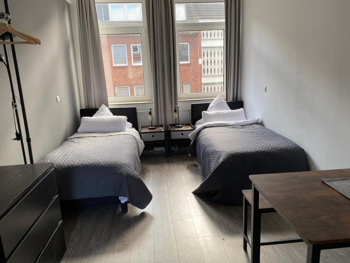 Apartment An Der Weserpromenade - Schlachte - Parkplaetze Bremen Bagian luar foto