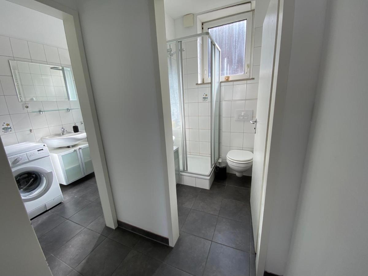 Apartment An Der Weserpromenade - Schlachte - Parkplaetze Bremen Bagian luar foto