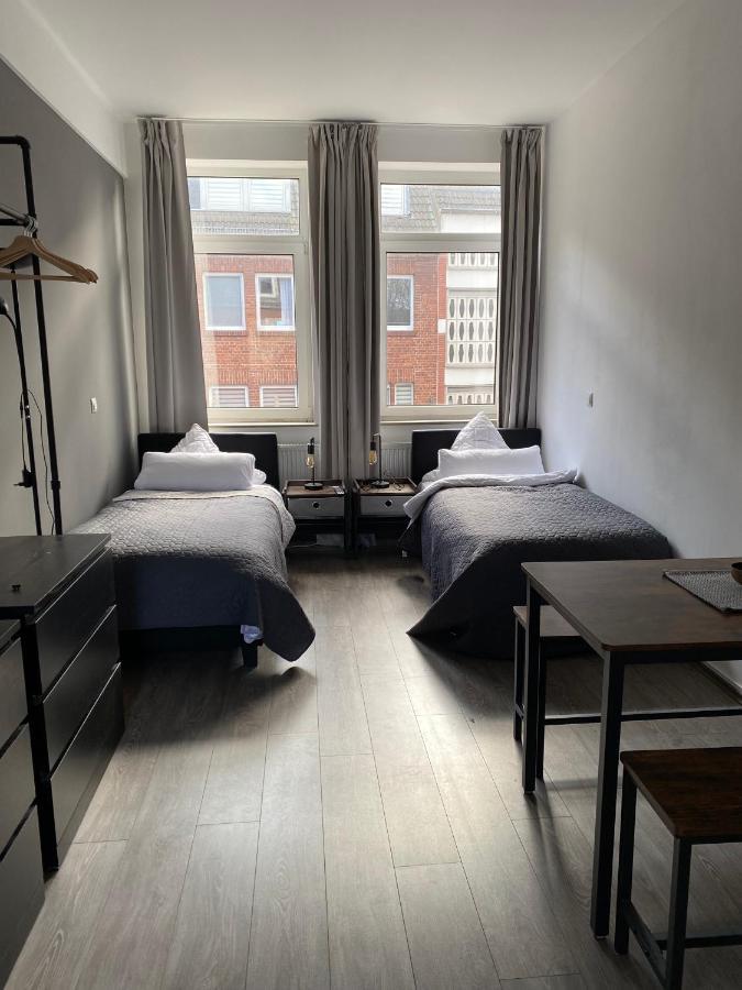 Apartment An Der Weserpromenade - Schlachte - Parkplaetze Bremen Bagian luar foto